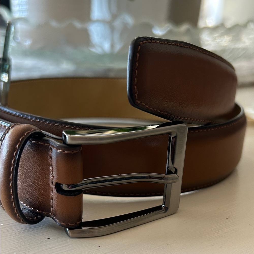 The Men’s Store Bloomingdale’s Men’s dress belt in Full Grain Cowhide Caramel 30